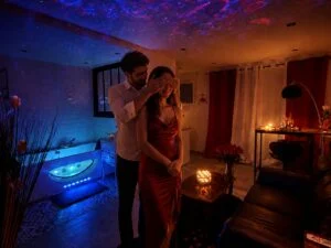 Surprise romantique loveroom cannes antibes, Surprise romantique loveroom cannes antibes Surprise romantique loveroom cannes antibes : Surprise romantique loveroom cannes antibes